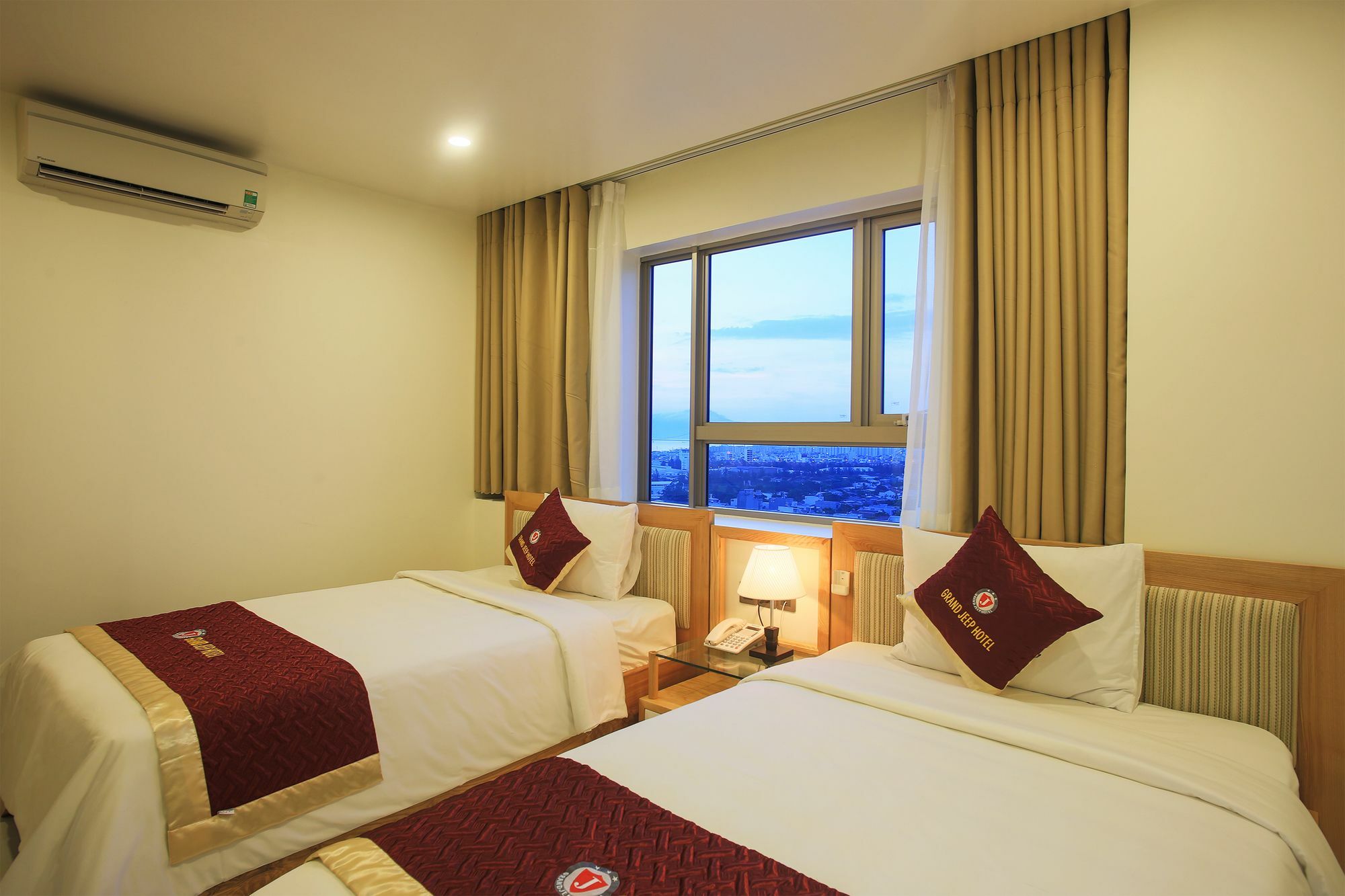 Grand Jeep Hotel Da Nang Zewnętrze zdjęcie